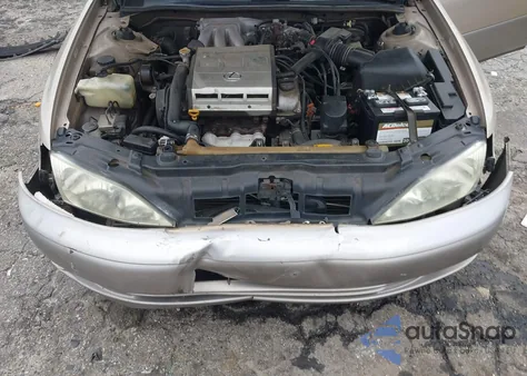 1998 Lexus Es 300 из США, поврежденный, VIN JT8BF28GXW0096070